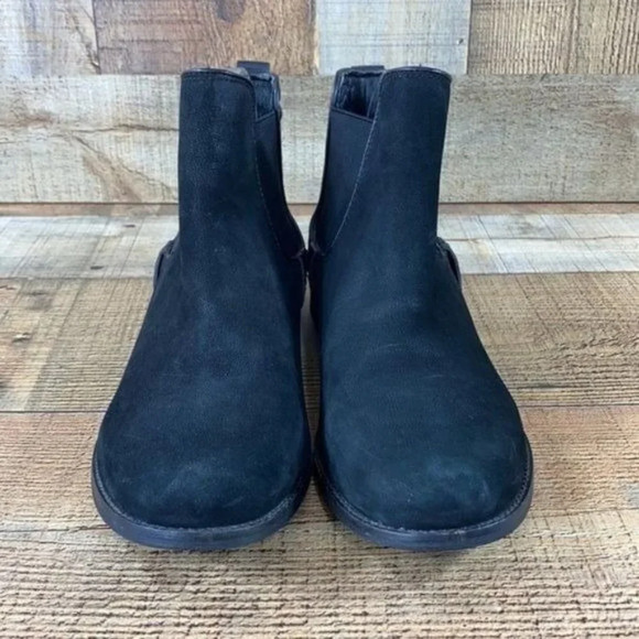 Steve Madden Black Leather Gilte Chelsea Boot Womens 10M Ankle Bootie Pull On - Picture 2 of 8